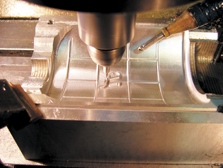 Интерфейс системы ADEM CAM для создания управляющих программ