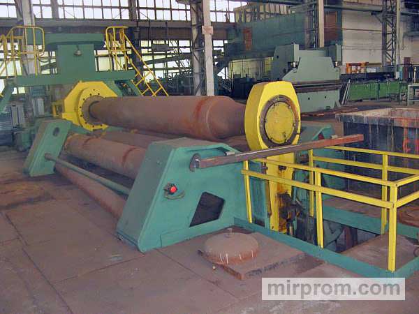 Вальцы 4-х валковые ИБ 2424 (28*2500), ИБ 2424А (28*3150)