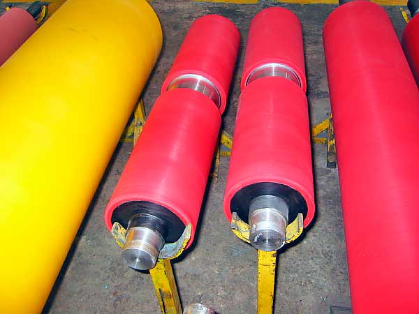 Восстановление изношенных деталей ( гуммировка валов, роликов).