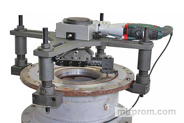 Unigrind FDA транспортабельный токарный станок с наружным креплением для обработки поверхностей фланцев