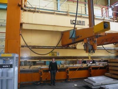 Листогибочный пресс для производства крыльев самолета600Tx9200mm CNC