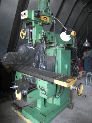 СТАНОК чешский широкоуниверсальный фрезерный TOS FNK-25A (89г)