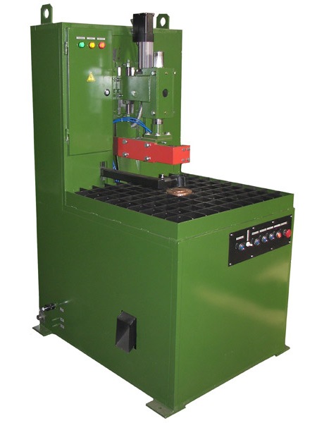 Автомат для сварки под слоем флюса АДФ-2001