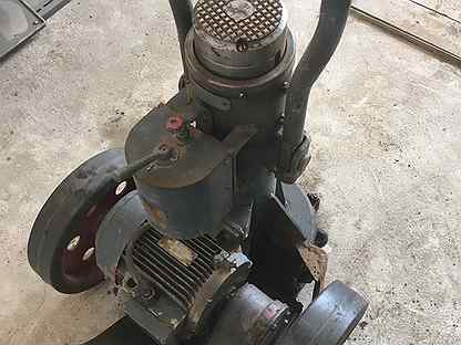 Передвижной электродомкрат ПЭД-35 - 297 360 рублей.