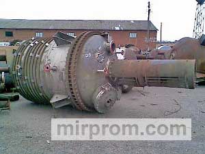 Реактор нержавеющий 0,4м3, 0,63м3, 1м3, 2м3, 3,2м3, 5м3, 6м3, 10м3, 25м3, 32м3