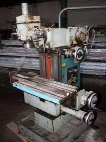 Станок унверсальный консольно-фрезерный 6Б75ВФ1