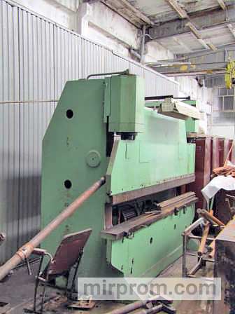 Листогиб б/у LE-100/3000 (ус. 100 тонн, стол 3000 мм)