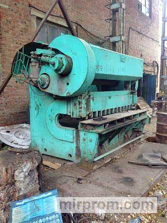 Механическая гильотина (гильотина механическая, ножницы гильотинные) НГ-12