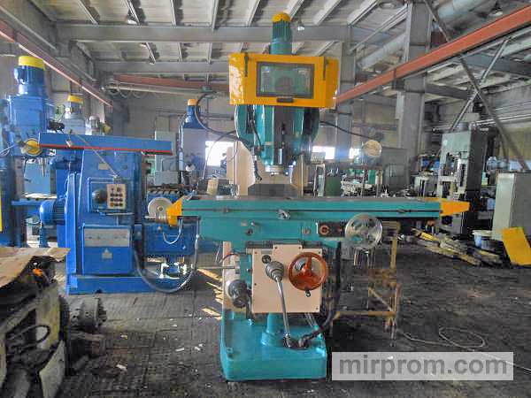 Продаю станки вертикально - фрезерные ВМ -127 (2001г.), 6Р12 ,FU321 (аналог 6Т82Ш), FN 400, 6Т83,