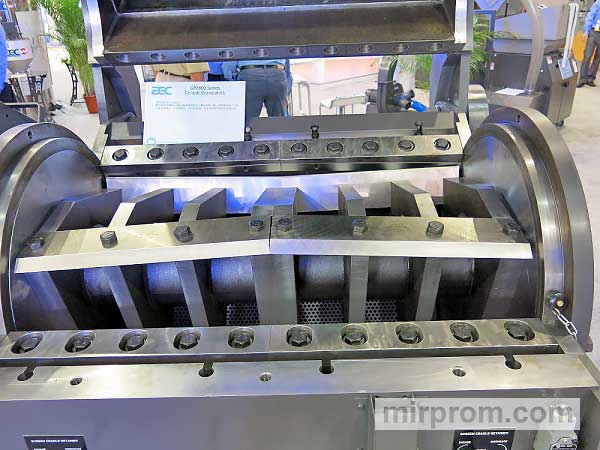 Промышленные ножи (производство промышленных ножей) для дробилок, шредеров, гильотин