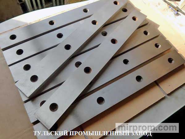 Шлифовка заточка гильотинных ножей длиной 2500мм, 3000мм, 3500мм, 4000мм на высокоточных станках в Москве и на заводе в Туле. Тульский Промышленный Завод изготовление промышленных ножей. Ножи для гильотинных ножниц всегда в наличии. ( ГАРАНТИЯ НА НОЖ