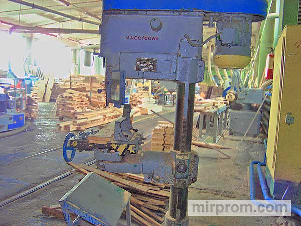 Станок вертикально-сверлильный СВП-2