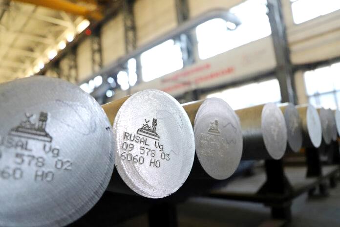 РУСАЛ утроил поставки алюминиевых порошков для высокотехнологичного протезирования