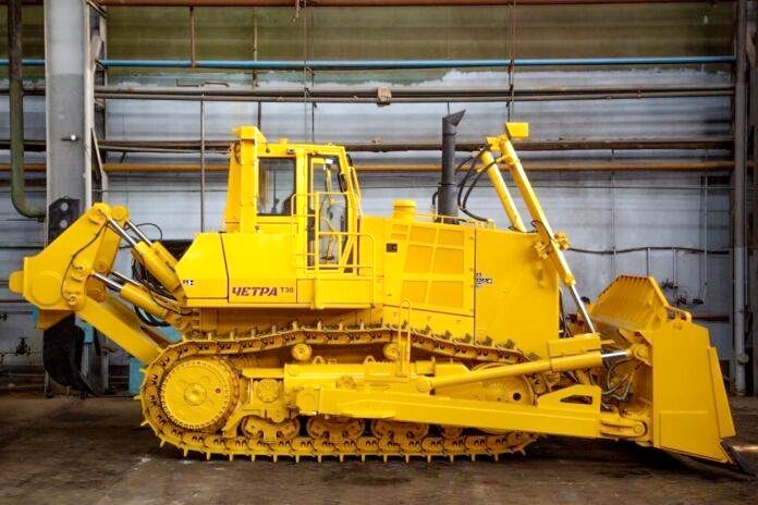 Новая модель тяжёлого гусеничного бульдозера от «Промтрактора»: старт серийного производства