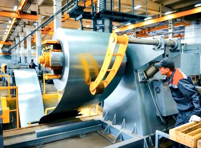 Российские заводы специализированного машиностроения на 60% сократили инвестиции из-за высокой ключевой ставки ЦБ