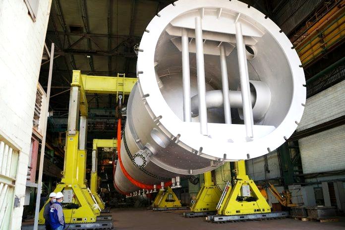 Ижорские заводы изготовили оборудование для комплекса глубокой переработки нефти Московского НПЗ