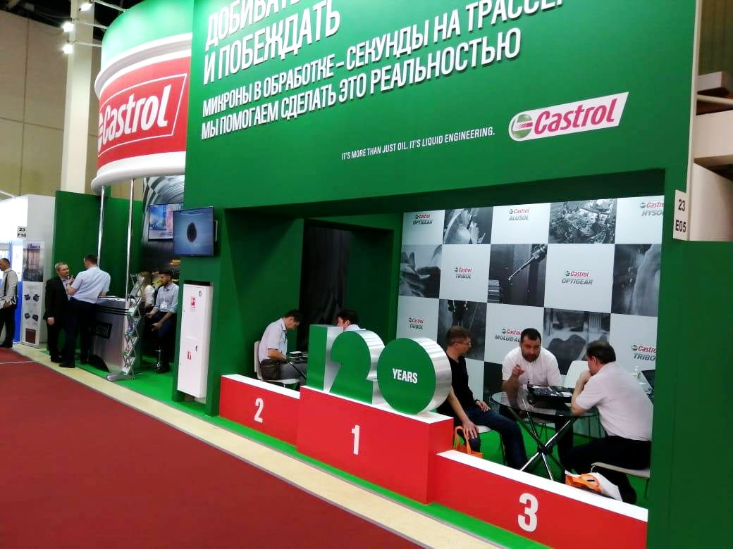 RENAULT борется за победы вместе с CASTROL