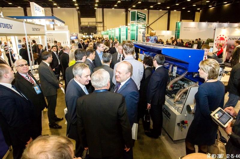 Петербургская техническая ярмарка набирает обороты