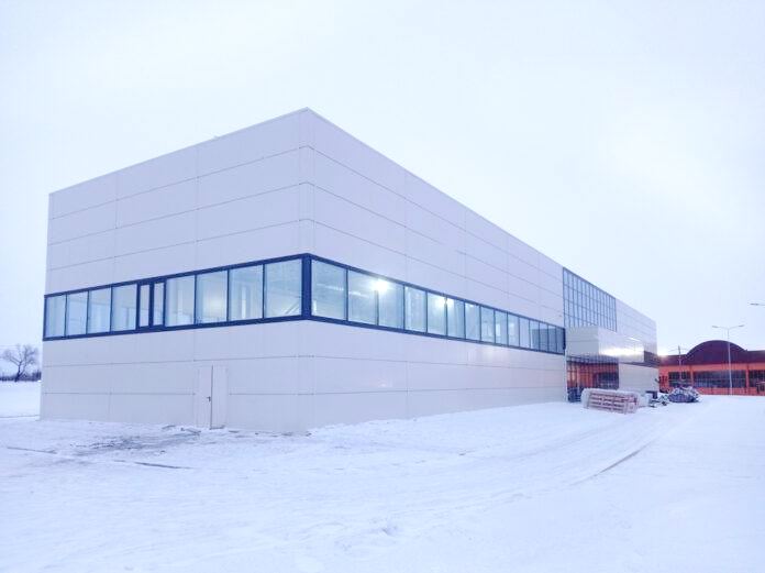 Строительные рекорды: многофункциональный спорткомплекс в Саяногорске за полгода