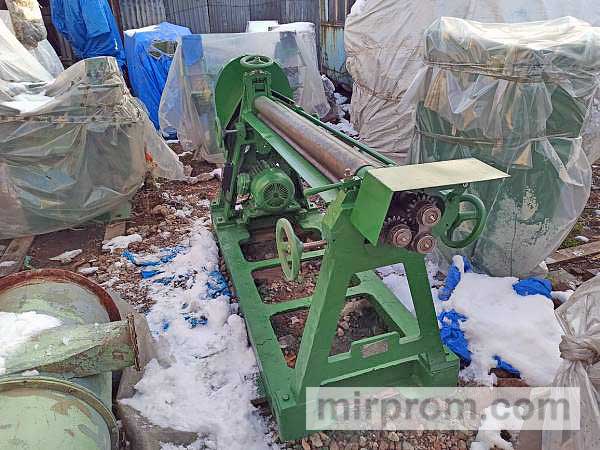 Вальцы листогибочные С-235А продам Владивосток.