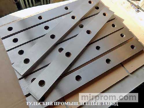 Нож гильотинныйс завода изготовителя 625х60х25мм. 590х60х16мм от производителя шлифовка изготовление гильотинных ножей.