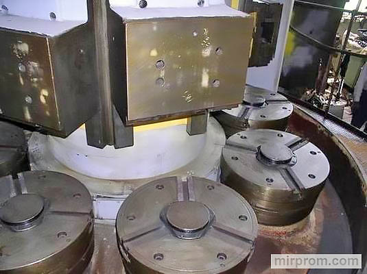 Станок токарный многошпиндельный вертикальный патронный полуавтоматический