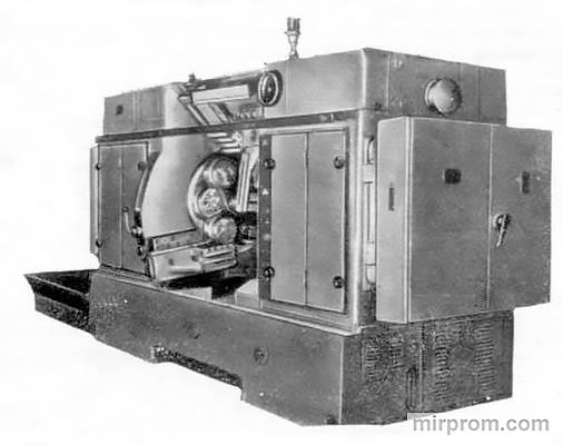 Автомат токарный шестишпиндельный горизонтальный патронный 1А290П-6