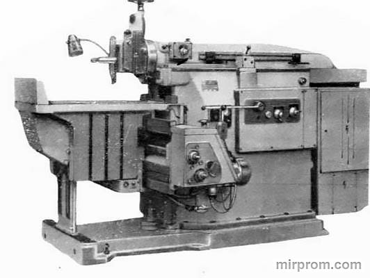 Станок поперечно-строгальный с гидравлическим приводом 7Д36