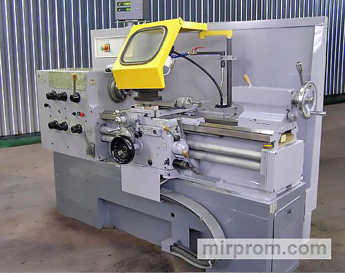 Станок фрезерный широкоуниверсальный ФСМ-250/676 М