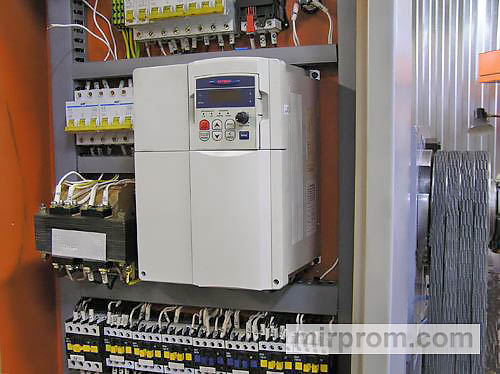 Станок зубофрезерный вертикальный 3В348Ф2