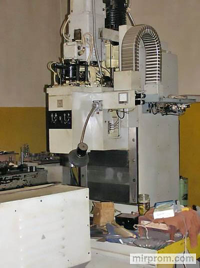 Станок координатный сверлильно-фрезерно-расточный с ЧПУ особо высокой точности 24К70АФ4