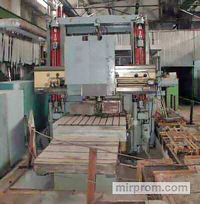 Станок координатный сверлильно-фрезерно-расточный с ЧПУ особо высокой точности 24К70СФ4