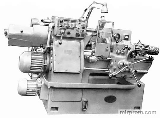Станок токарно-револьверный с ручным управлением 1341