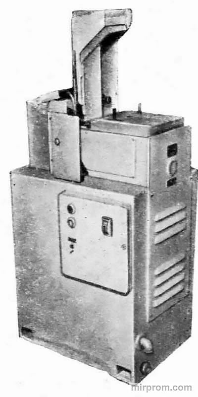 Автомат гайконарезной двухшпиндельный 2061