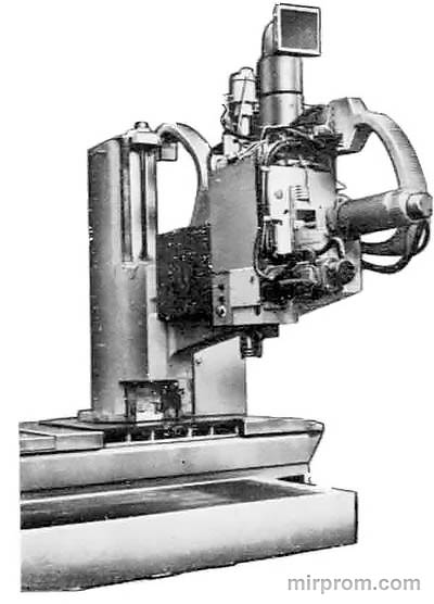 Станок координатно-сверлильный с ЧПУ 2550Ф2