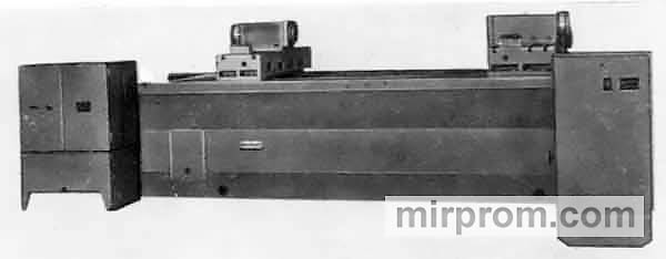 Полуавтомат отделочно-расточной горизонтальный с подвижным столом 2714В