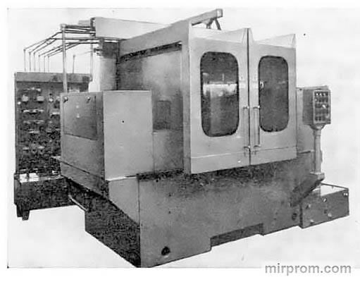 Полуавтомат отделочно-расточной горизонтальный с подвижным столом 2782П