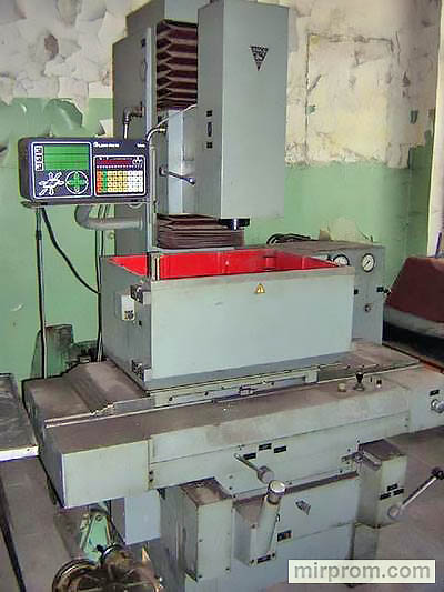 Станок электроэрозионный копировально-прошивочный координатный 4Д722А