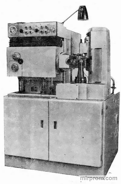 Полуавтомат зубофрезерный универсальный повышенной точности 5304П