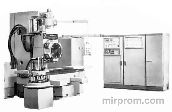 Станок вертикально-фрезерный с крестовым столом, ЧПУ и револьверной головкой 6550РФ3