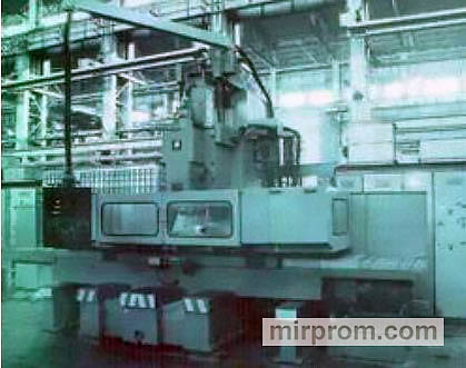 Станок вертикально-фрезерный с крестовым столом 6580