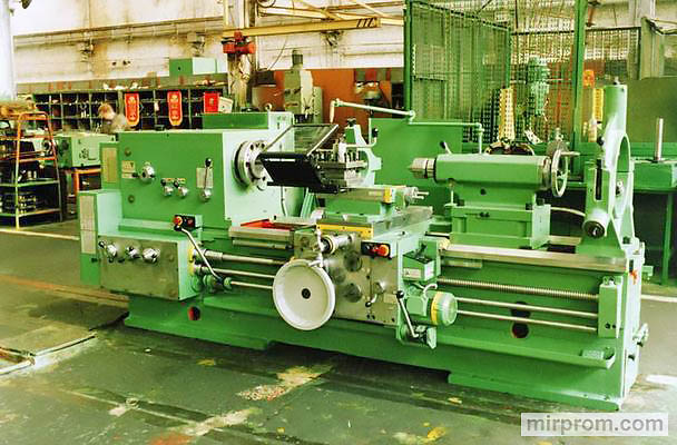 Станок токарно-винторезный 16К40