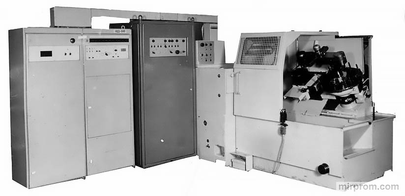 Станок токарный с ЧПУ