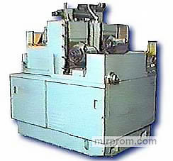 Станок токарно-револьверный с вертикальной осью головки