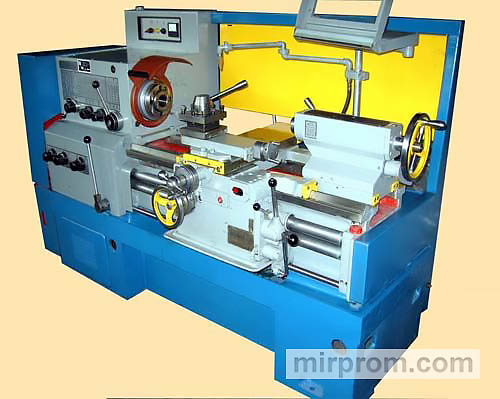 Станок токарно-винторезный с сверлильно-фрезерным устройством ГС526УС-02