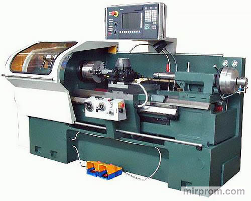 Станок токарно-винторезный универсальный с ЧПУ
