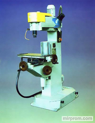 Станок вертикально-фрезерный с быстроходным шпинделем