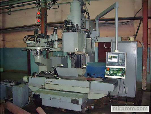 Станок вертикально-фрезерный с ЧПУ и автоматической сменой инструмента МА655СМ3ОА