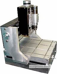 Станок сверлильно-фрезерный универсальный с поворотной головкой СФ32-05