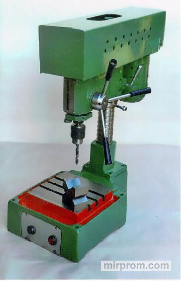 Станок настольно-сверлильный вертикальный